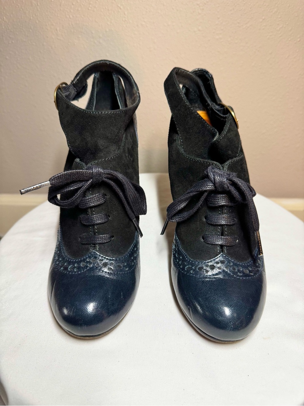 Chie Mihara Navy Veranda Oxford Heels Size 39 - Picture 3 of 16